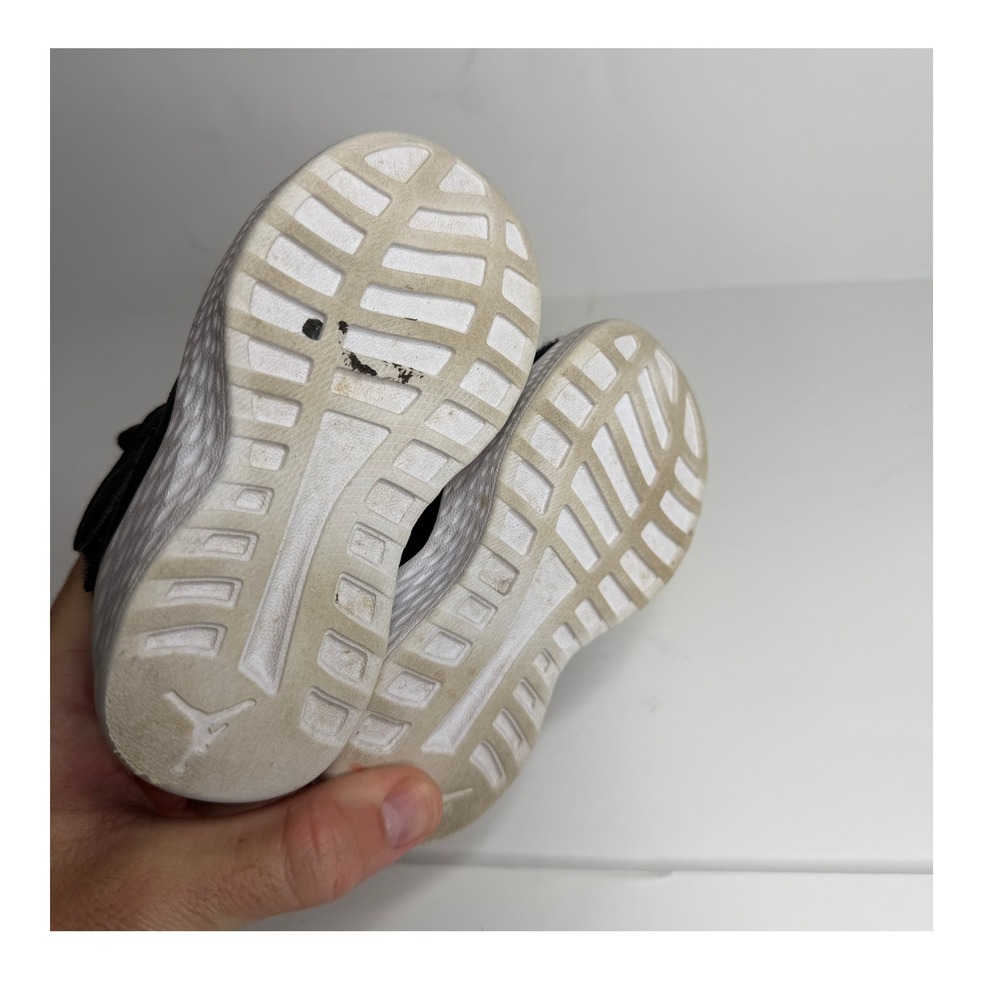 Jordan‎ Formula 23 Sneaker Toddler Size 6C - Picture 4 of 5